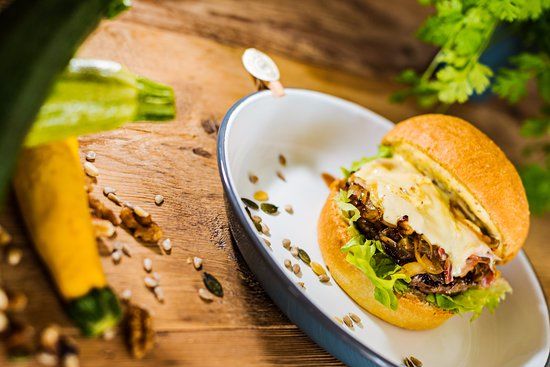 Monsieur Madame Cantine Gourmande