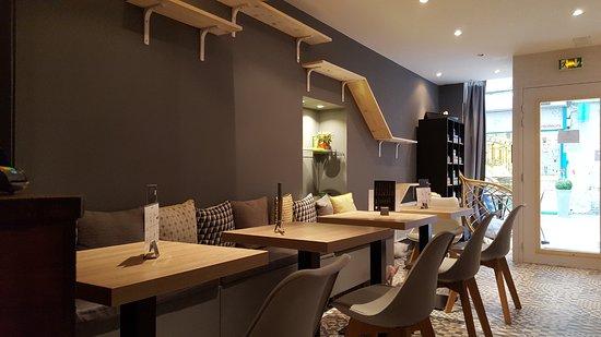 Neko Cafe Bar a Chats