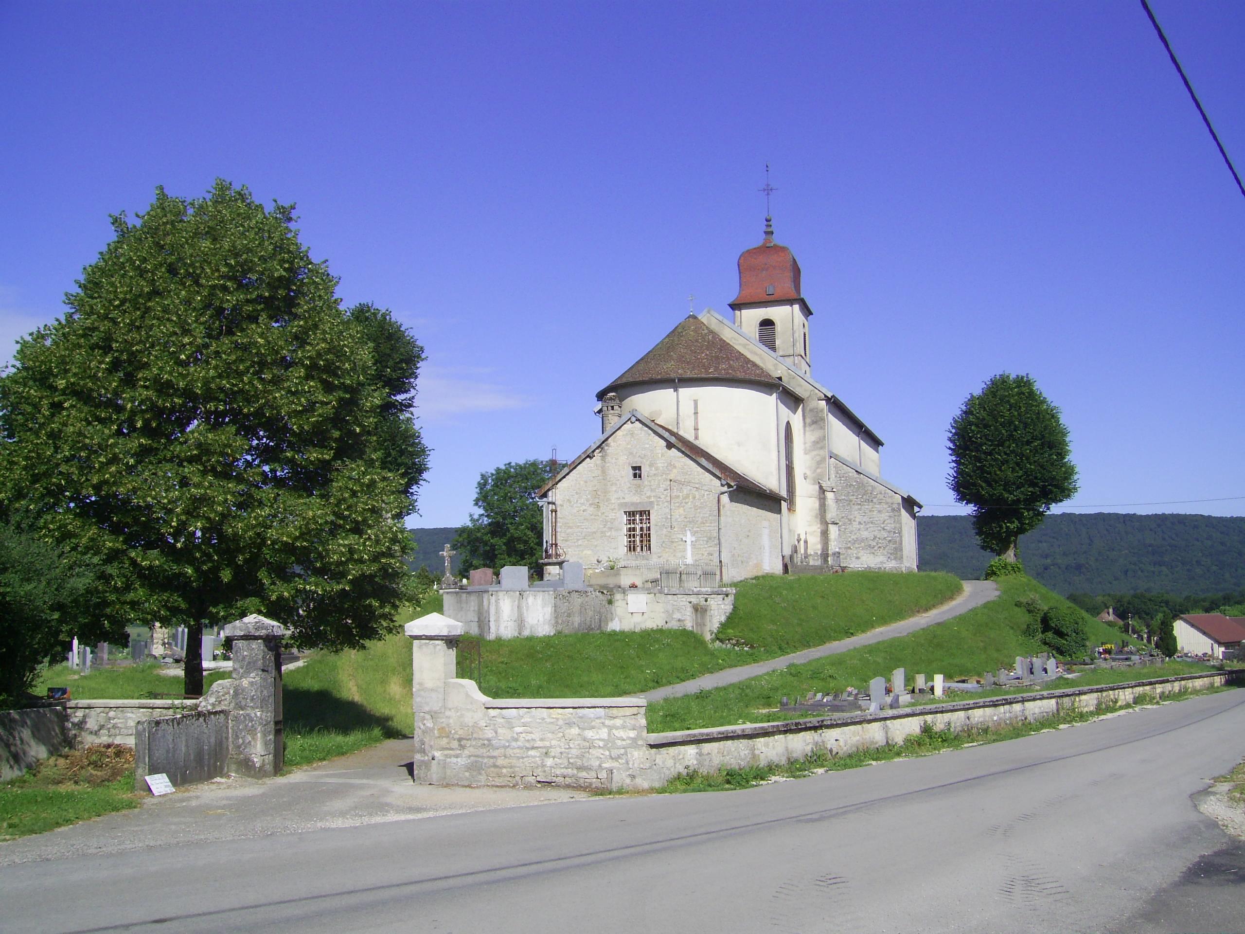 église Saint-Maurice de Monnet-la-Ville