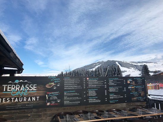 Le Terrasse Café