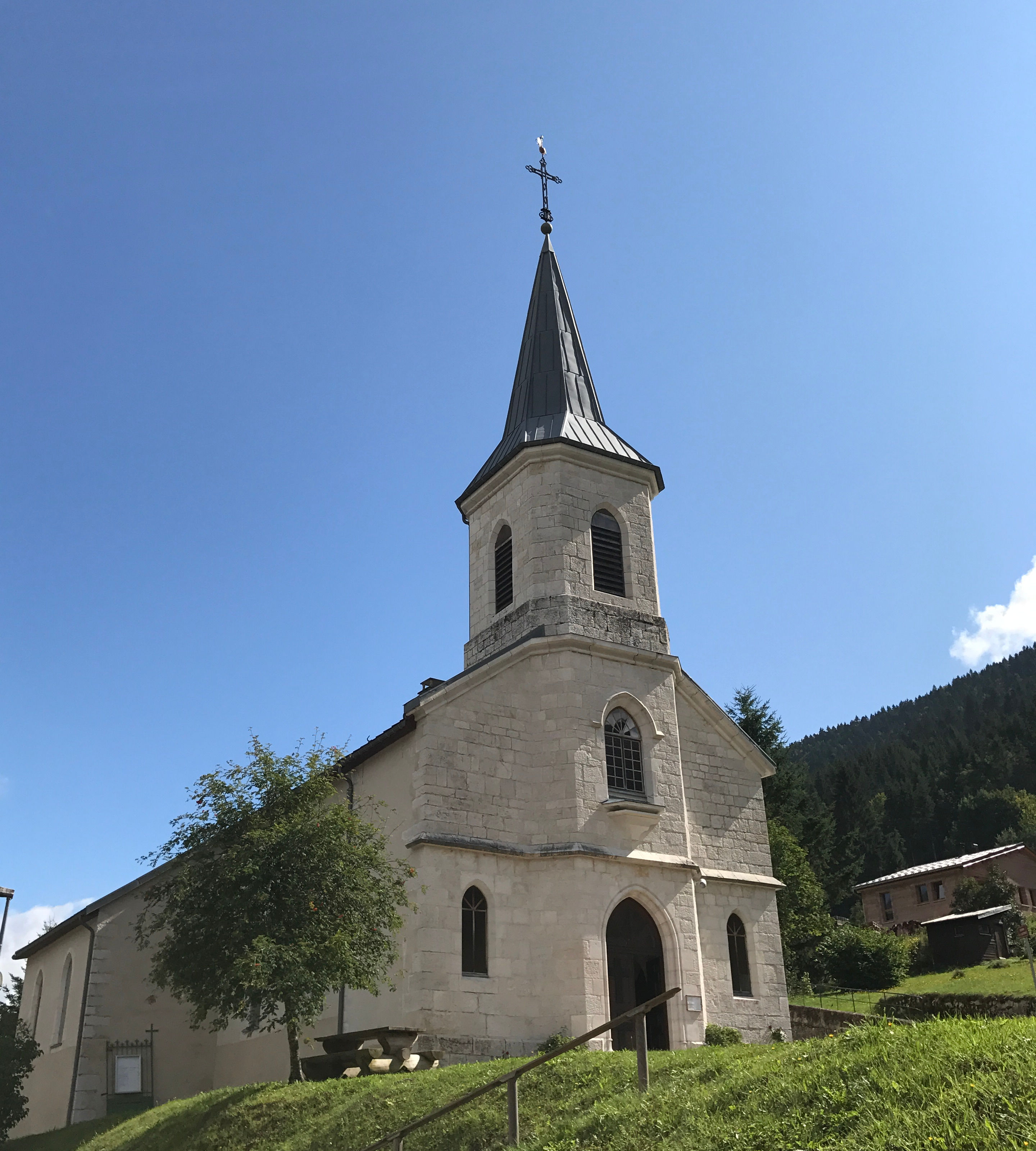 église Saint-Michel de Lélex