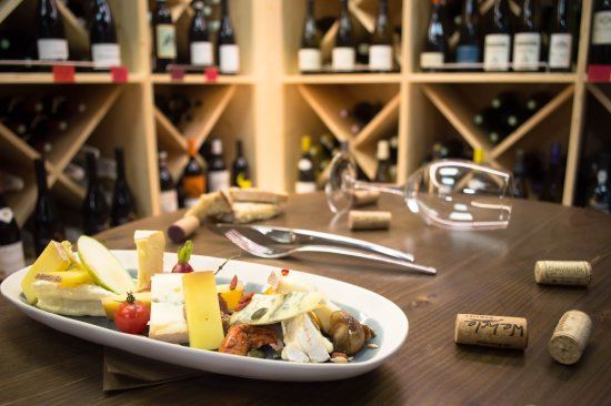 L'Étoile Food & Wine