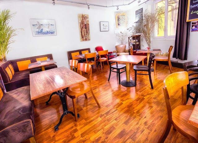 Leonz Cafe