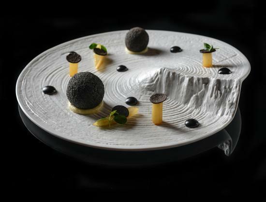 L'Ekrin by Laurent Azoulay